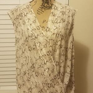 Chelsea 28 faux wrap top